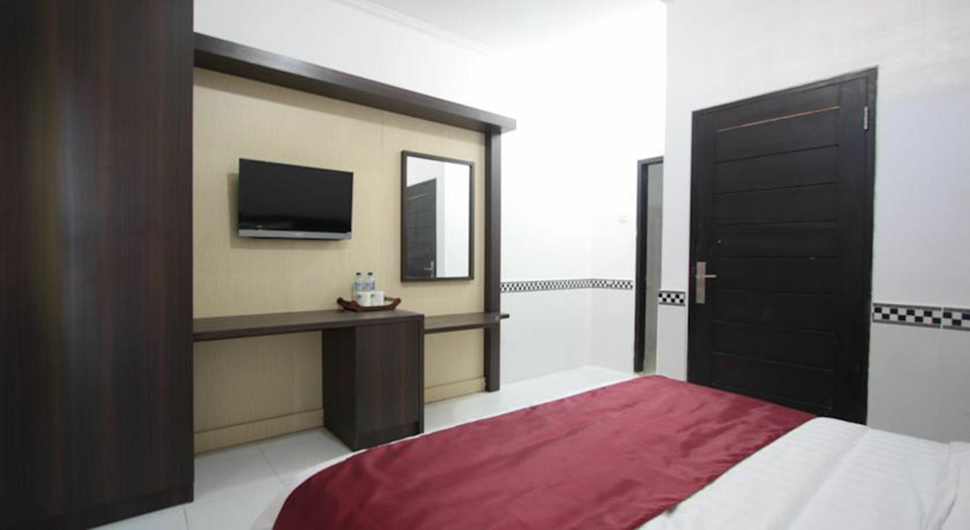 Bakung Sunset Hotel Kuta  Exterior photo